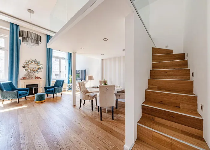 Margaret Bridge Ac Bathtub * Budapesta