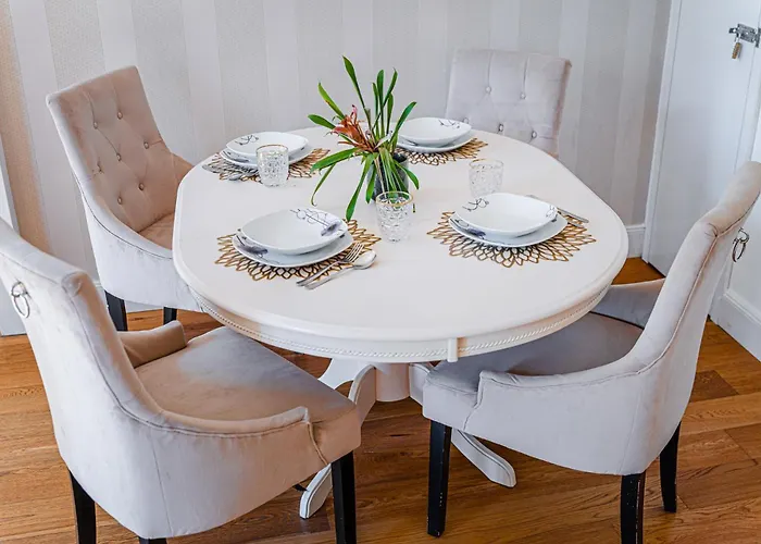 Margaret Bridge Ac Bathtub Apartament *