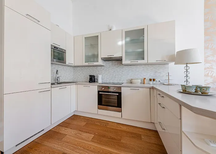 Margaret Bridge Ac Bathtub Apartament