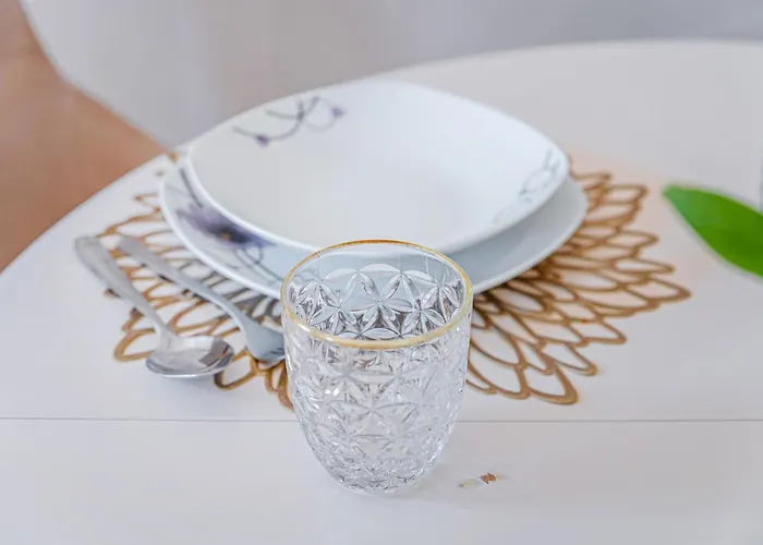 Margaret Bridge Ac Bathtub *