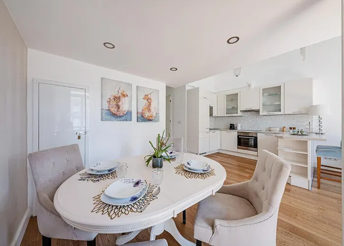 Margaret Bridge Ac Bathtub * Budapesta