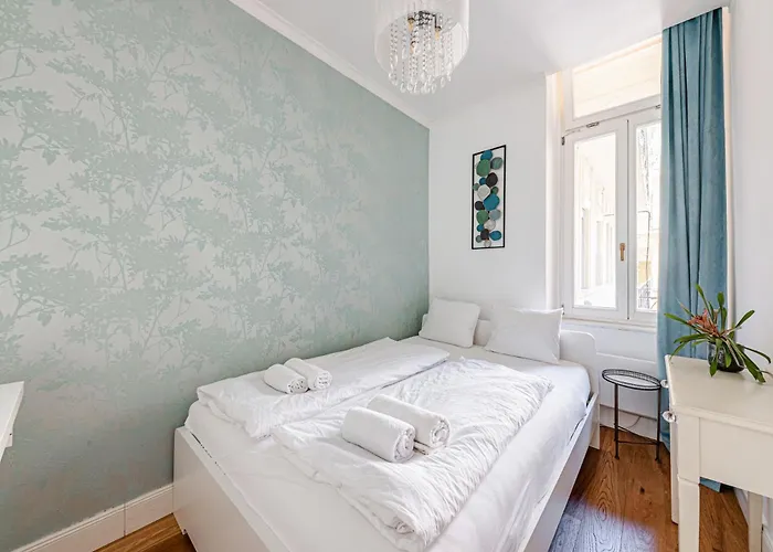 Margaret Bridge Ac Bathtub Apartament